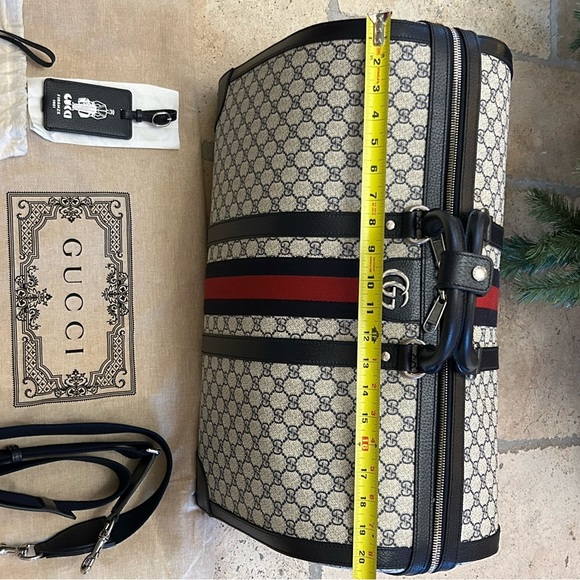 Gucci Savoy, GG Supreme large duffel bag made in Italy NWT - Picture 11 of 14